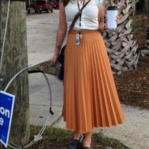 Pleated Midi Skirt BLUE Retro